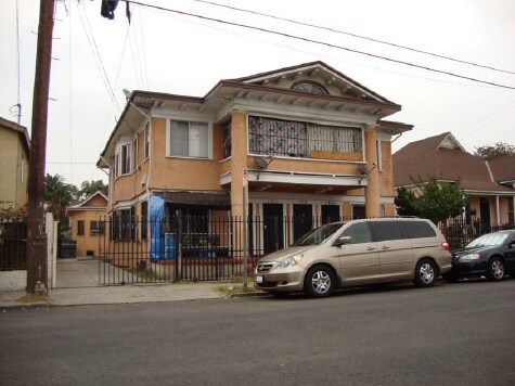 Building Photo - 129 E 29th St