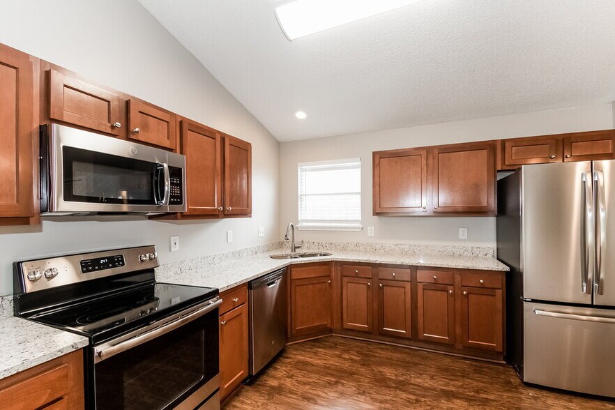 Building Photo - 1821 Sheraton Lakes Cir