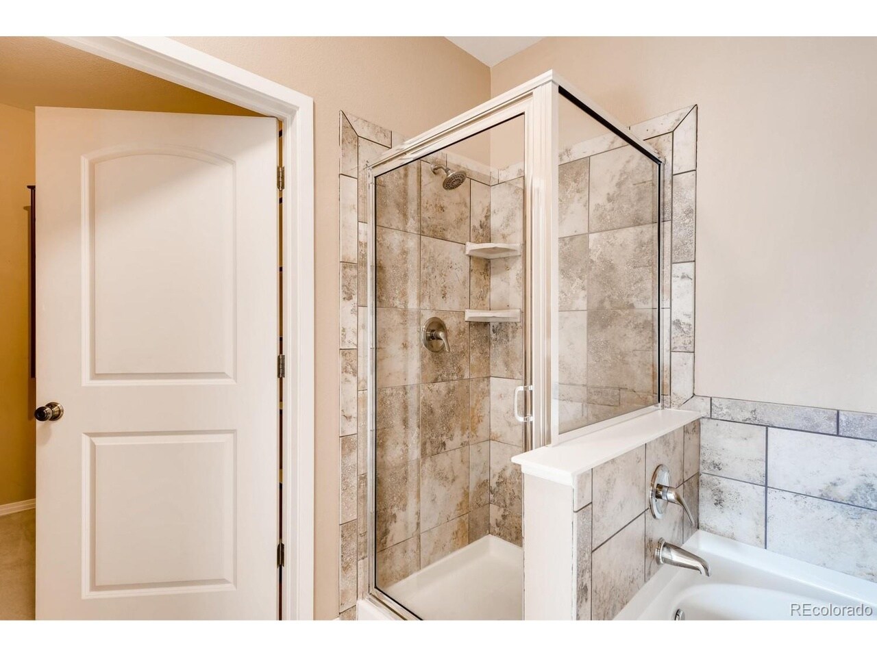 Building Photo - 10176 Park Meadows Dr