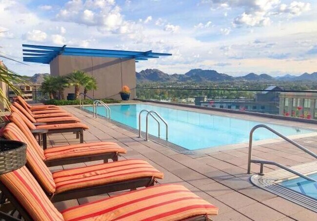 Building Photo - 4808 N 24th St