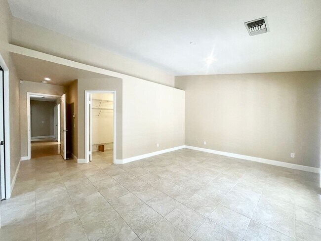 Building Photo - COMING SOON!!! GORGEOUS 3 Bedroom/2.5 Bathroom POOL Home Oasis Awaits in Regency Estates!!