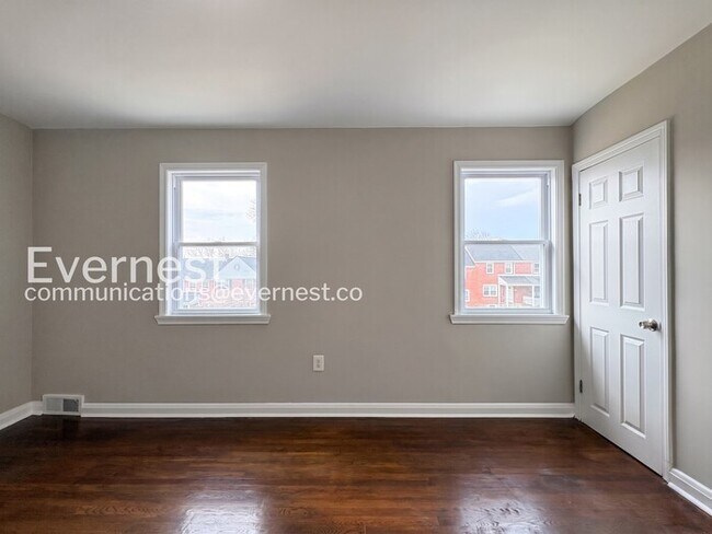 Building Photo - 1408 Cedarcroft Rd