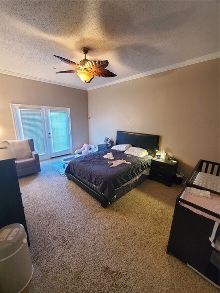 Building Photo - 2609 Classic Ct E