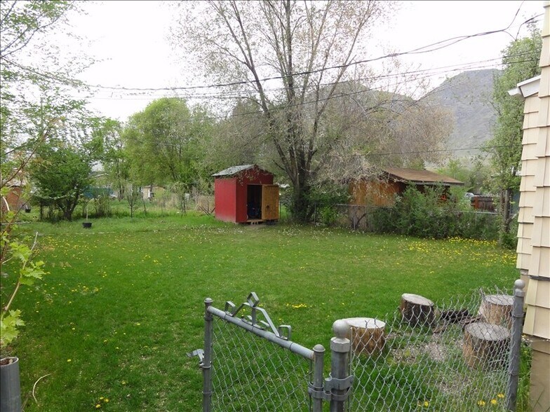 Building Photo - 635 E 500 S