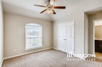 Building Photo - 1617 Grand Ct