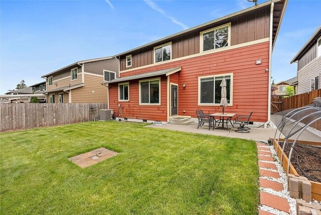 Building Photo - Lacey/Olympia 4bdr 2.5 bath in Freestone Station community!