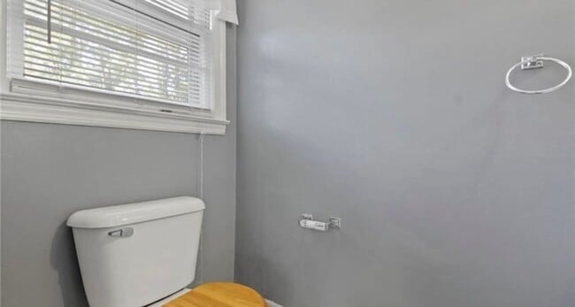 Building Photo - 1820 McGougan Rd