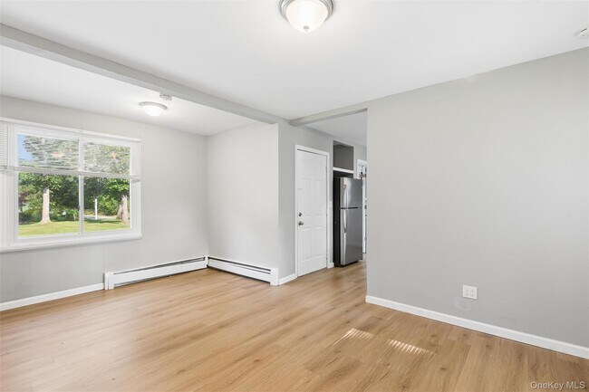 Building Photo - 171 Wakeman Rd