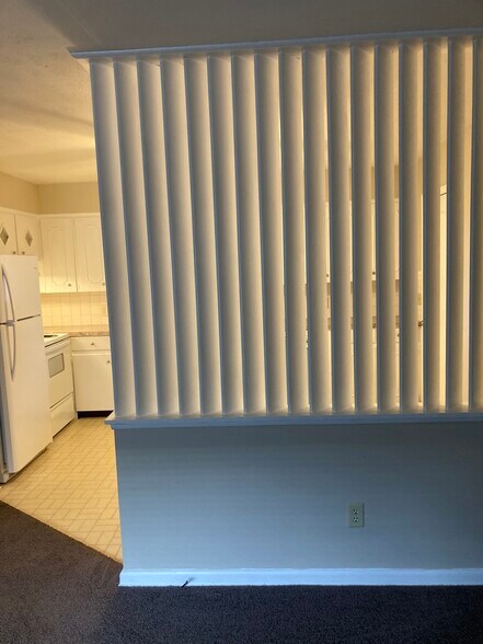 Building Photo - 172 Kenridge Rd