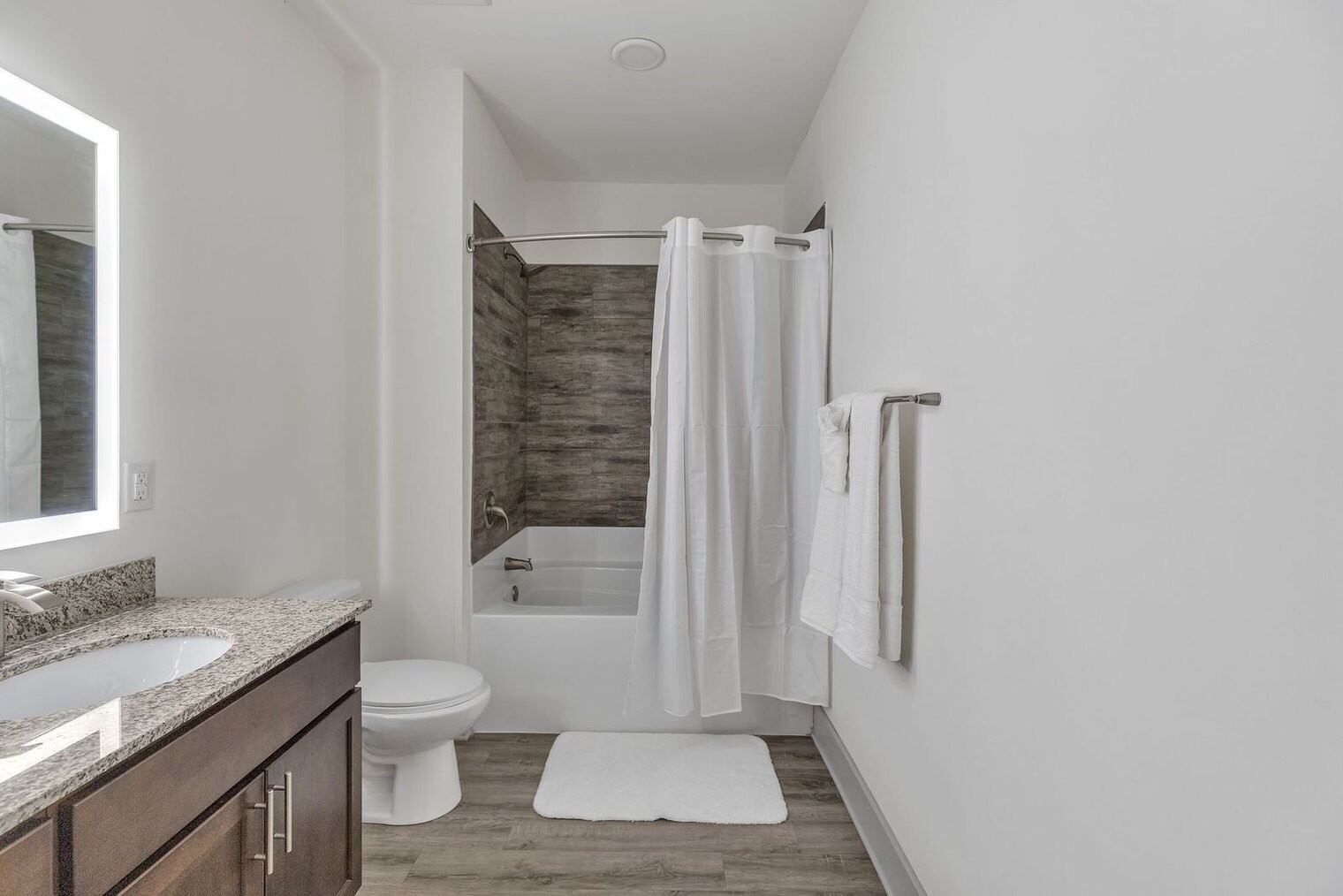 Building Photo - 11614 Vista Terrace Way-SI FL3-ID1612952P