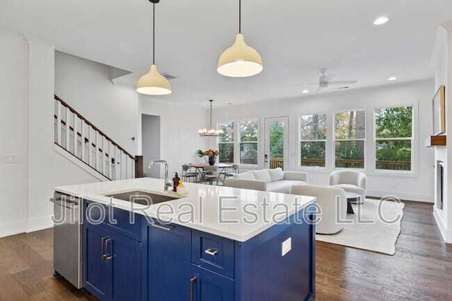 Building Photo - 1416 Silverleaf Trail