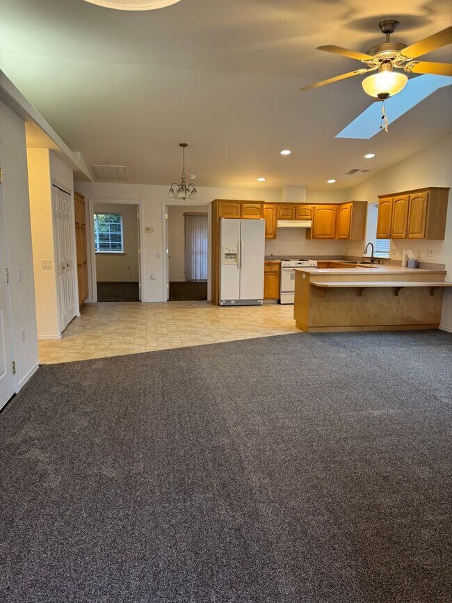 Building Photo - MHDuke2