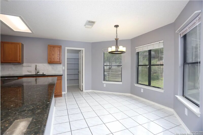 Building Photo - 2558 Ashley Oak Dr