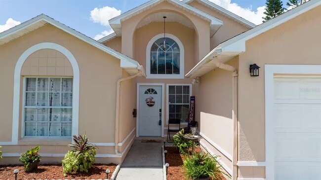 Building Photo - 751 Country Woods Cir