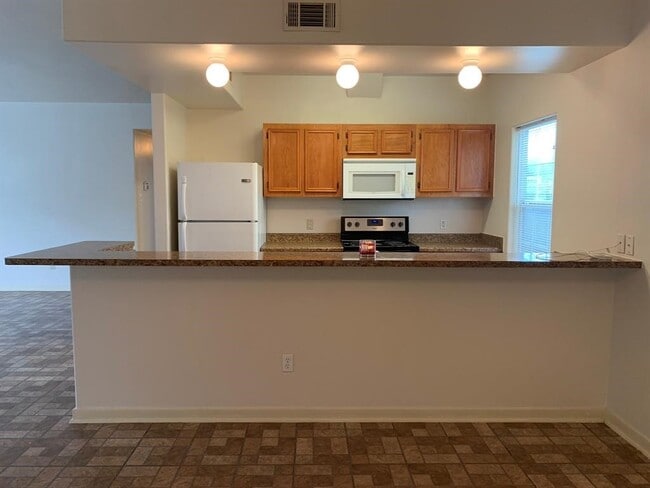 Building Photo - 1513 Cage St