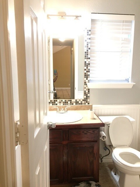 Building Photo - 3402 Warfield Dr