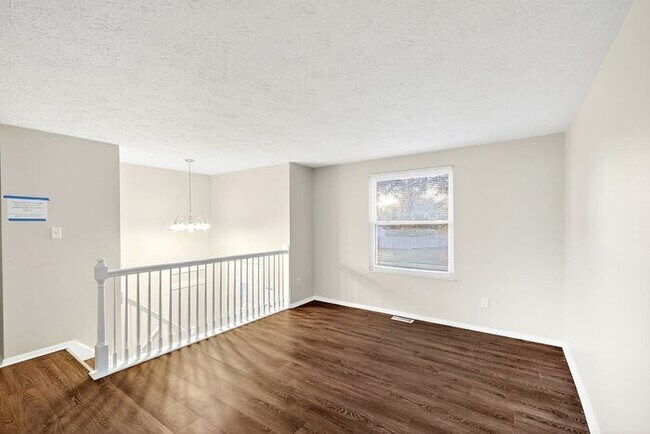 Building Photo - Nicely Updated Home