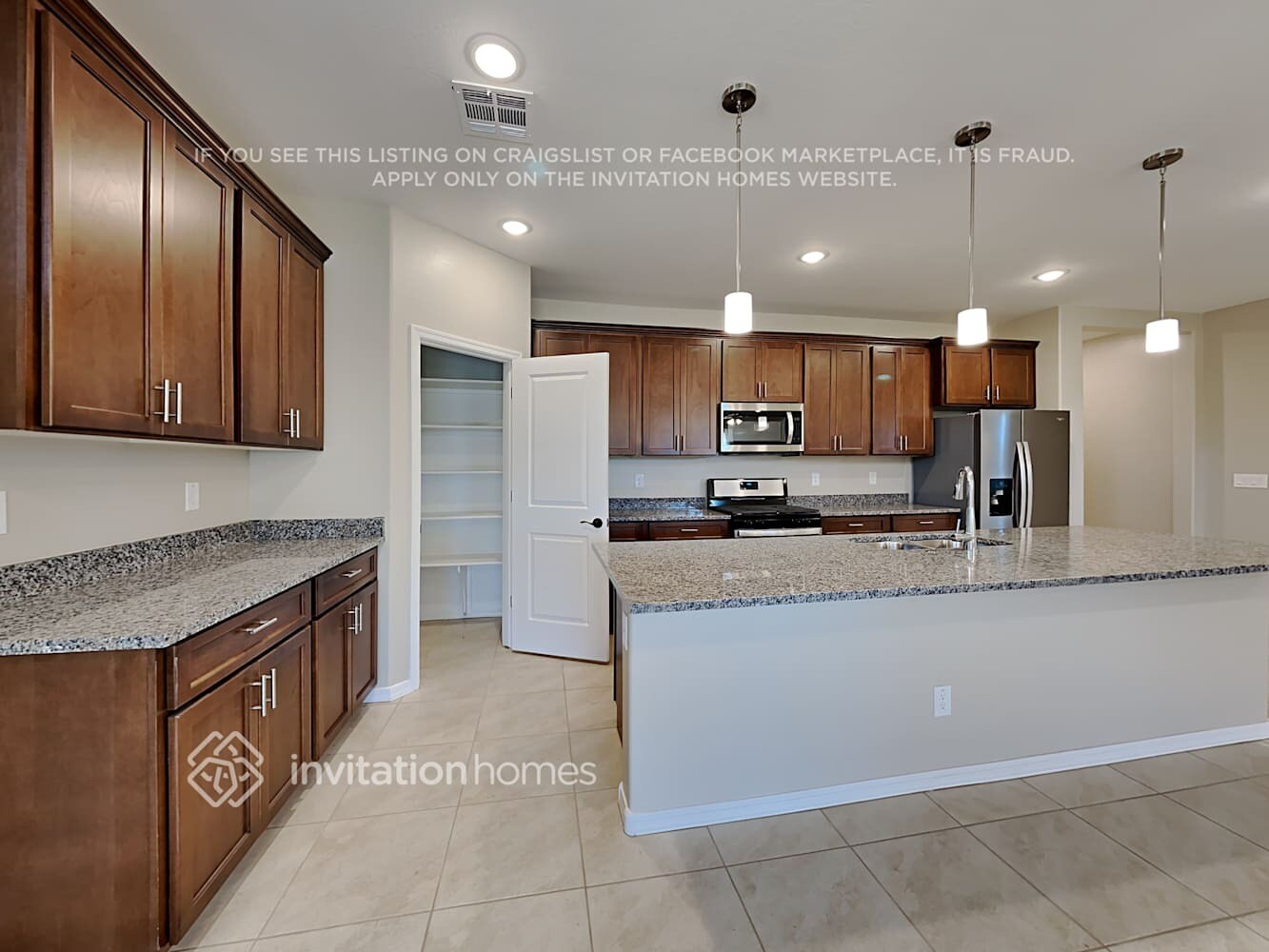 Building Photo - 9631 E Ripple Dr