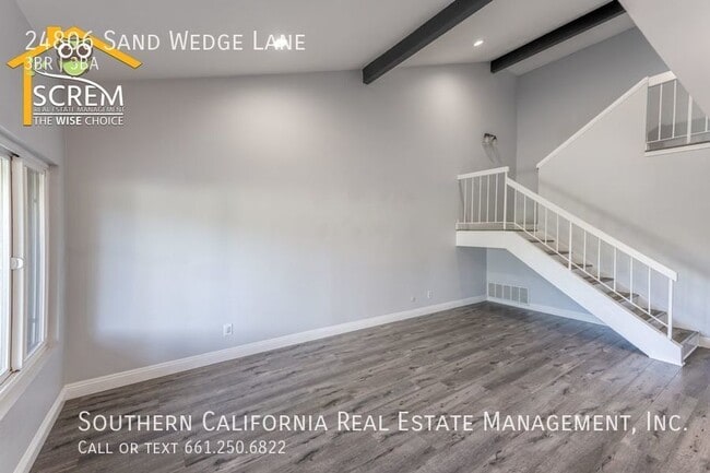 Building Photo - Three bedroom Townhome at Valencia Fairways