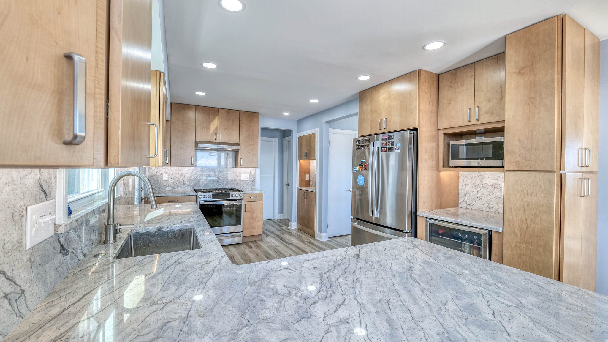 Building Photo - 108 S Newark Ave