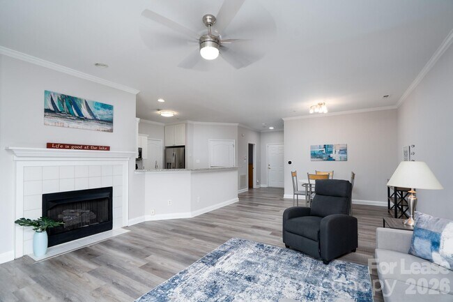 Building Photo - 18511 Harborside Dr