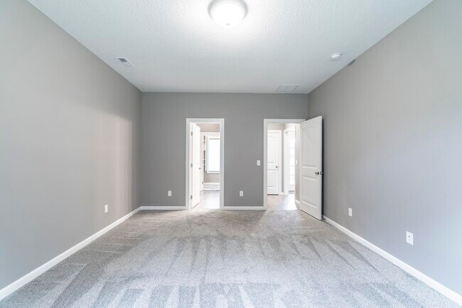Building Photo - 2128 Freestone Pl