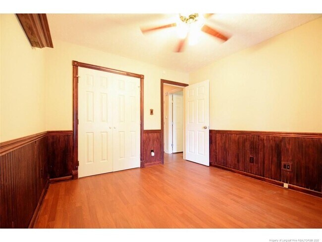 Building Photo - 6466 Brookshire St