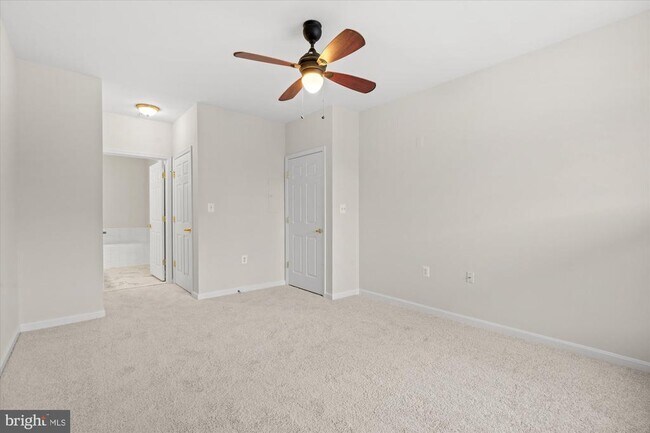 Building Photo - 5120 Donovan Dr