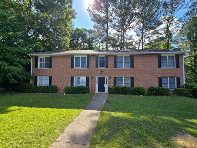 Building Photo - 493 Stone Mountain St