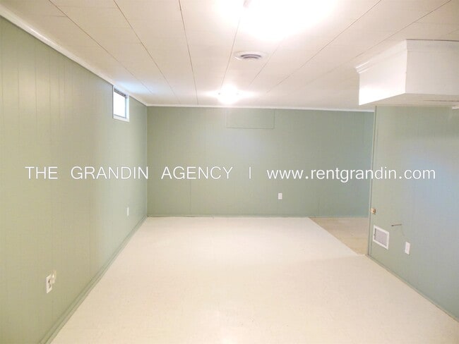 Building Photo - 142 Horner Ln