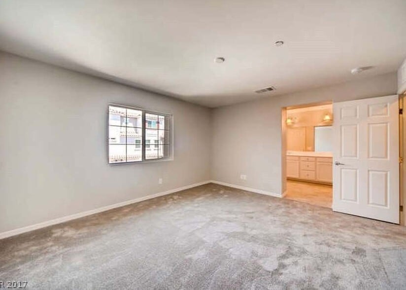 Building Photo - 1014 Warsaw Ave