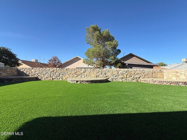 Building Photo - 12285 Tierra Plata Dr