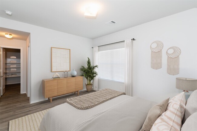 Building Photo - 18603 Bell Ravine Dr