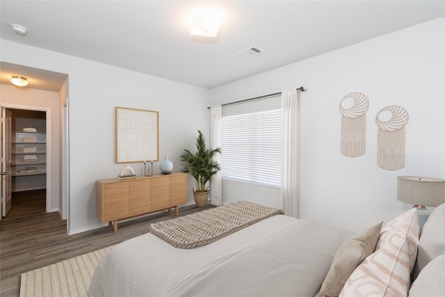 Building Photo - 5610 Cobark Creek Trl