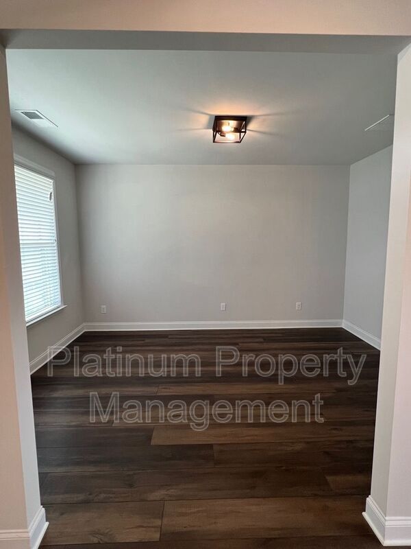 Building Photo - 7740 Easton Valley Ln