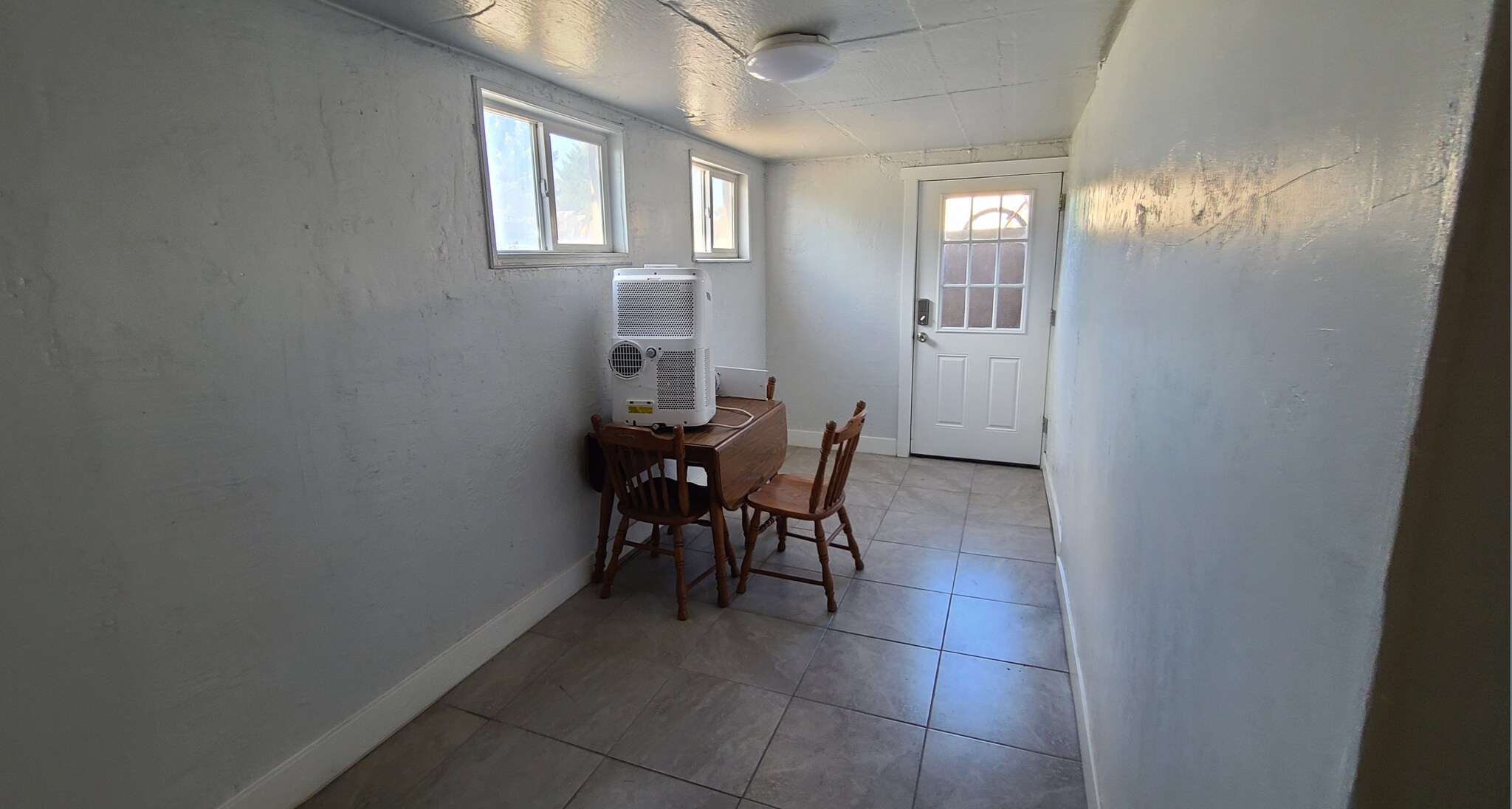 Building Photo - 848 N 600 W