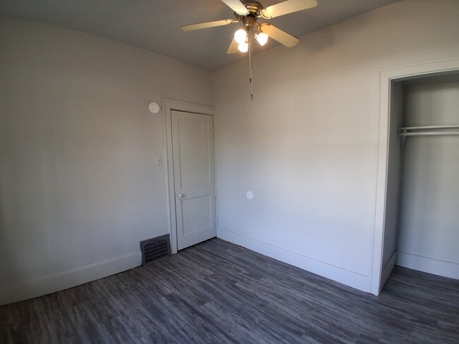 Building Photo - 1901 Smith Ave