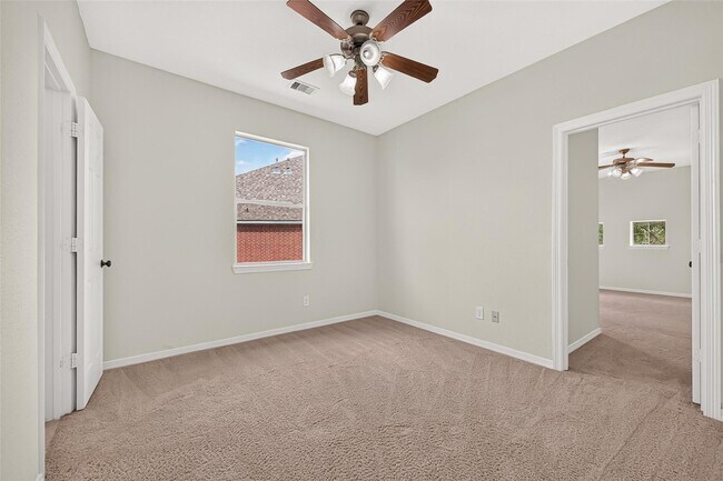 Building Photo - 3719 Finch Springs Ln