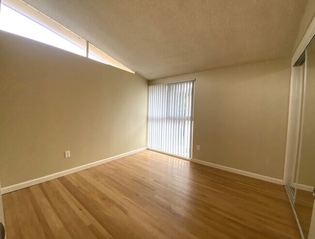 Building Photo - m458 - Fujihara