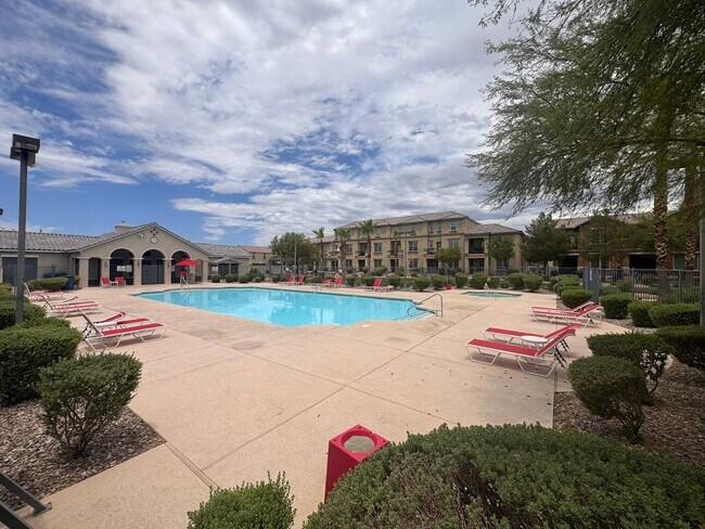 Building Photo - Charming 2-Story Townhome | 2 Bedrooms, 2 Baths & Community Pool