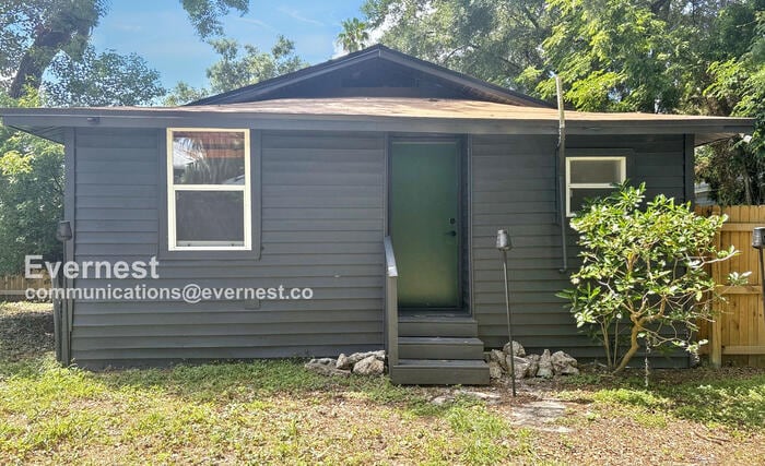 Building Photo - 2004 E Ellicott St