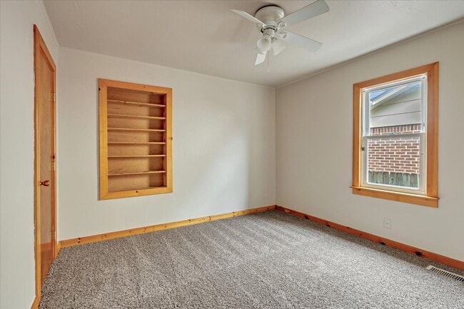 Building Photo - 2316 NW 33rd St