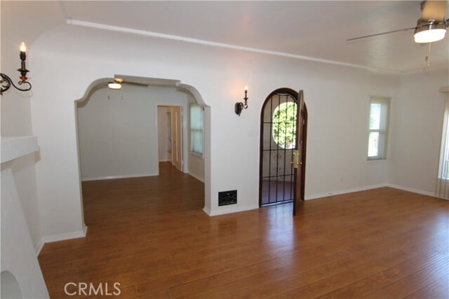 Building Photo - 431 N Olive Ave