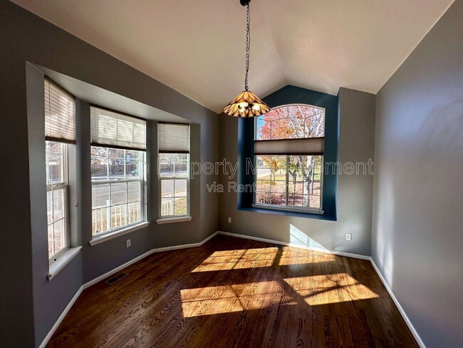 Building Photo - 9064 W Phillips Dr