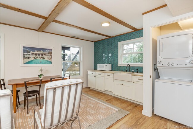 Building Photo - 9 Helens Ln