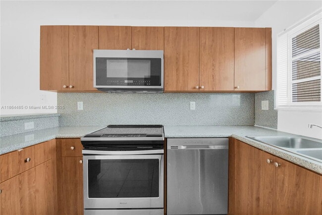 Building Photo - 13958 SW 260th St