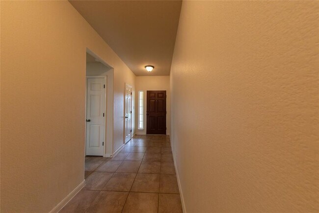 Building Photo - 30018 Bumble Bee Dr
