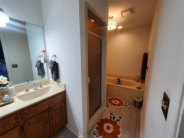 Building Photo - 804 Sandy Creek Dr