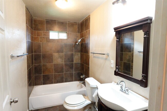 Building Photo - 8302 Caddo Rd