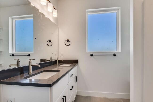 Building Photo - Views - Views - Views!! 4 Bedroom Modern Townhome